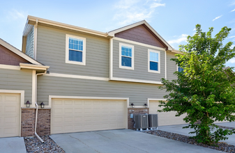 1407 SW Campus Ln in Ankeny, IA - Building Photo - Building Photo