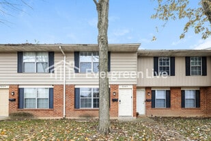 8064 Mt Everest St in Huber Heights, OH - Building Photo