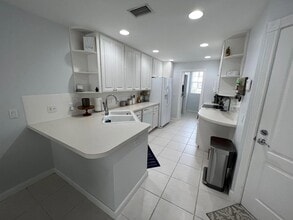 482 Capistrano Dr, Unit FL5-ID1276A in Palm Beach Gardens, FL - Building Photo - Building Photo