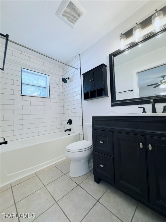 27111 Lavinka St in Bonita Springs, FL - Foto de edificio - Building Photo