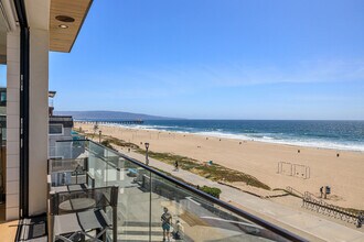 2200 The Strand in Manhattan Beach, CA - Building Photo - Building Photo