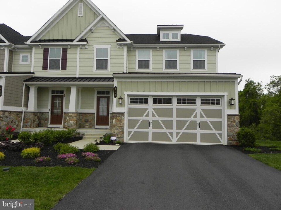 420 Quarry Point Rd in Malvern, PA - Building Photo