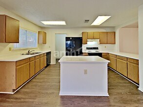 7022 Purple Rdg in San Antonio, TX - Building Photo - Building Photo