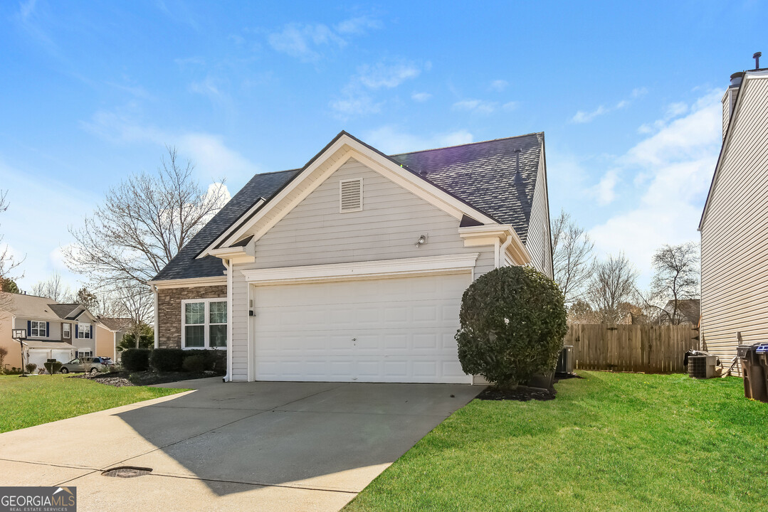 201 Wild Flower Ln in Canton, GA - Building Photo