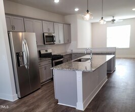 857 S Franklin St in Wake Forest, NC - Building Photo - Building Photo