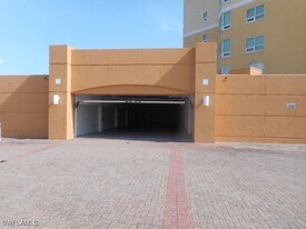 12701 Mastique Beach Blvd in Ft. Myers, FL - Building Photo