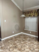 15930 Hidden Crest Dr in Houston, TX - Foto de edificio - Building Photo