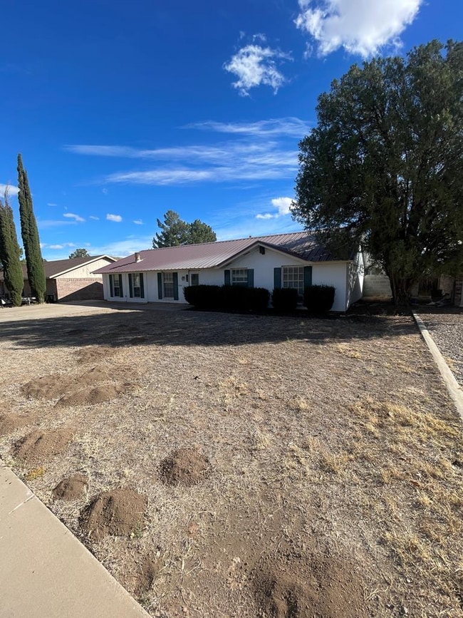 property at 302 E Harriet Ave