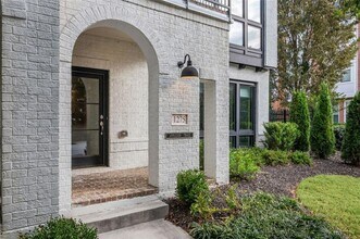 1275 Appleden Trace in Brookhaven, GA - Building Photo - Building Photo