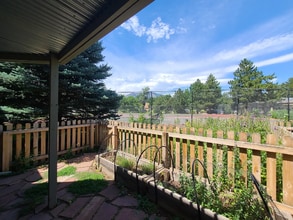 4711 W Moorhead Cir in Boulder, CO - Building Photo - Building Photo