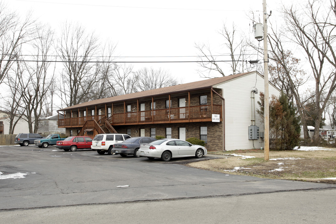 1501 San Jose Ave in Louisville, KY - Building Photo