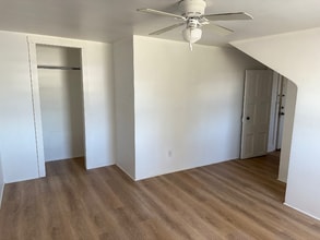 564 S Main St in Hightstown, NJ - Building Photo - Building Photo