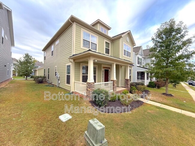4074 Whittier Ln in Tega Cay, SC - Building Photo - Building Photo
