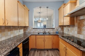 2600 Hillsboro Pike, Unit 449 in Nashville, TN - Foto de edificio - Building Photo