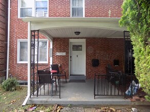 2329 Ashburton St in Baltimore, MD - Building Photo - Building Photo