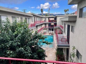 5855 Carlton Way, in Los Angeles, CA - Building Photo - Building Photo
