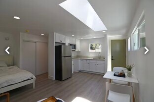 2712 Westwood Blvd in Los Angeles, CA - Building Photo