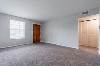 Miller Manor Apartments in Louisville, KY - Building Photo - Interior Photo