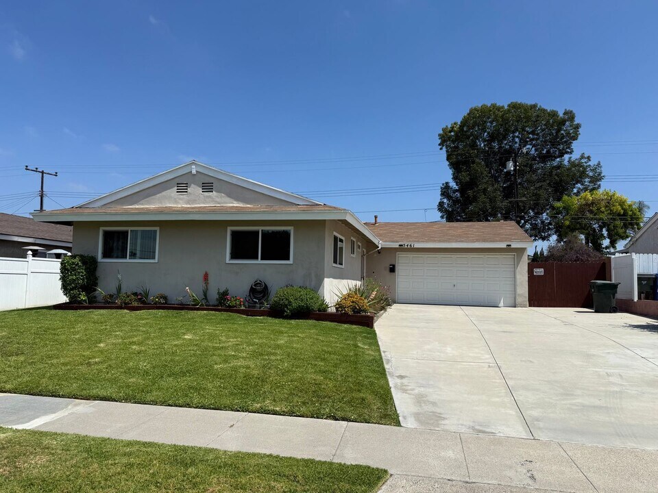 5461 Marion Ave in Cypress, CA - Building Photo