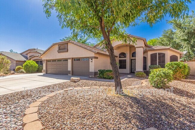 1028 E Orchid Ln in Gilbert, AZ - Building Photo - Building Photo