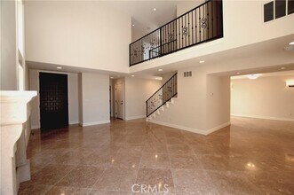 5720 Malaga Pl in Long Beach, CA - Building Photo - Building Photo