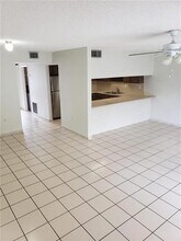 1850 W 72nd Pl in Hialeah, FL - Building Photo - Building Photo