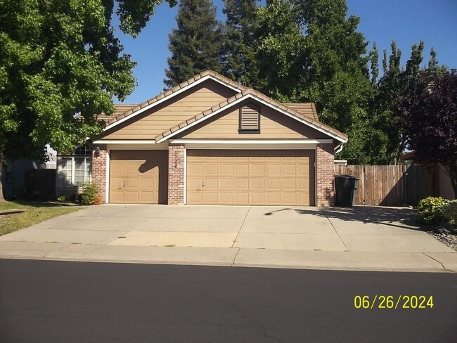 property at 1728 Chilton Dr