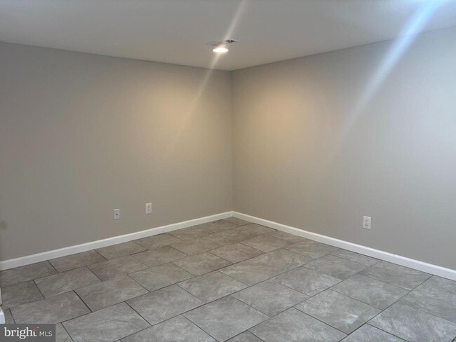 517 Tatum St in Woodbury, NJ - Building Photo - Building Photo