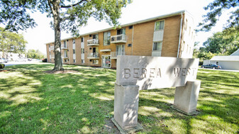 Berea West Apartments