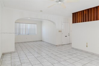 1010 NW 196th Ter in Miami, FL - Building Photo - Building Photo