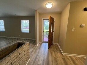 201 Providence Dr in Savannah, GA - Building Photo - Building Photo