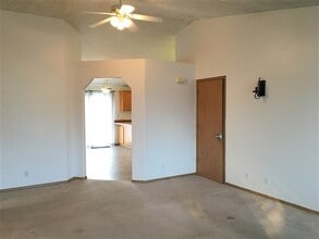 2318-2320 SW 29th St in Redmond, OR - Building Photo - Building Photo