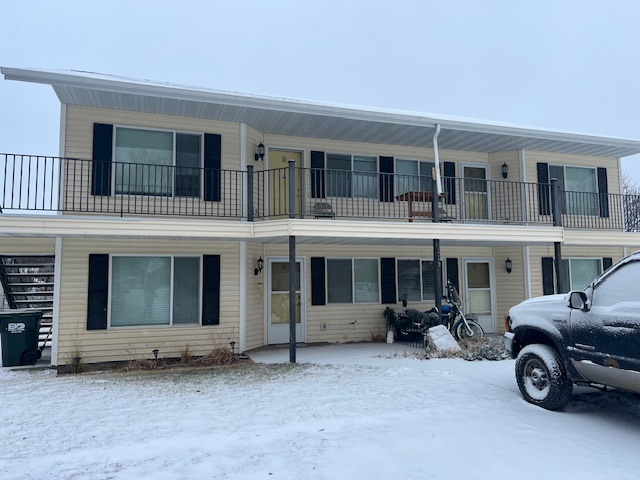 113 Skeels Ave, Unit 1 in Hamilton, MT - Building Photo