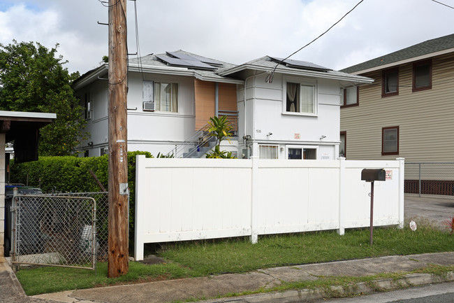 1928 Metcalf St in Honolulu, HI - Building Photo - Building Photo