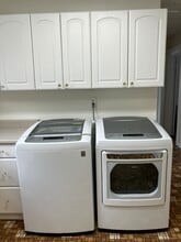 13 Grubb St, Unit upstairs in Poughkeepsie, NY - Building Photo - Building Photo