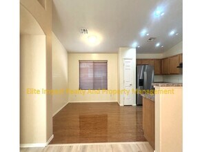 8332 S Lost Mountain Rd in Tucson, AZ - Building Photo - Building Photo