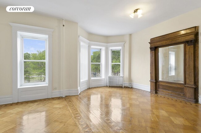 property at 35 Prospect Park Southwest