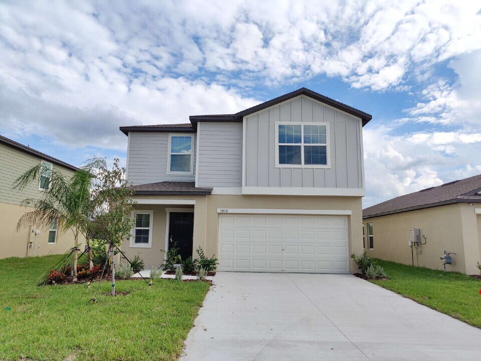 13413 Sunset Sapphire Ct in Parrish, FL - Building Photo