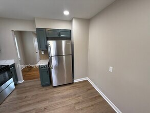 1136 Pauline Ave in Columbus, OH - Foto de edificio - Building Photo