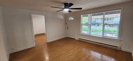 494 Lantz St SE in Salem, OR - Building Photo - Building Photo