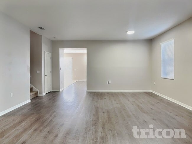 19706 Timberbluff Dr in Land O Lakes, FL - Building Photo - Building Photo