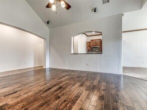 1416 Glenolde Pl in Edmond, OK - Building Photo - Building Photo