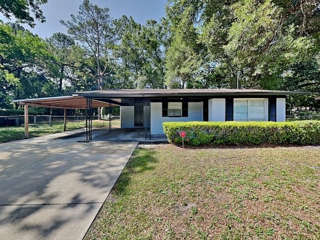 property at 7536 Patrice Ct