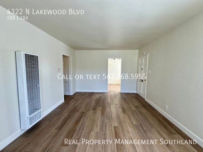 4322 N Lakewood Blvd in Long Beach, CA - Building Photo - Building Photo