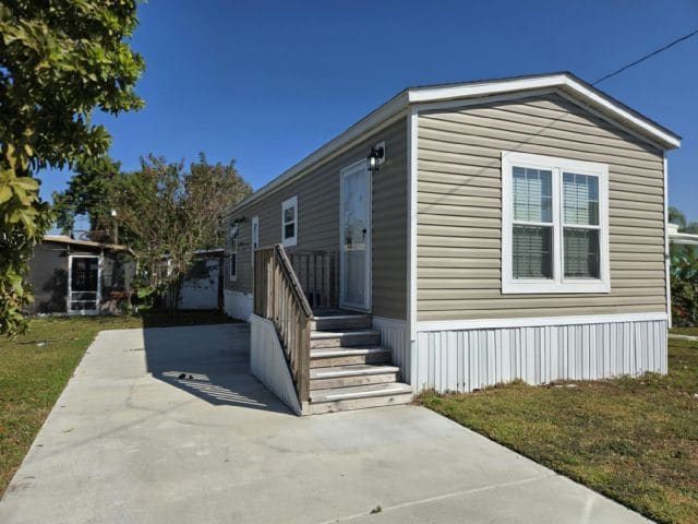 property at 6 Forest Ln