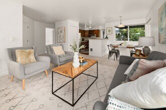 3926 243rd Pl SE in Bothell, WA - Building Photo - Building Photo