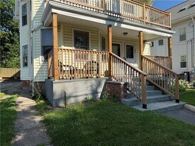 642 Hope St in Providence, RI - Building Photo