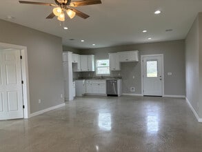 408 S Gibson St in Huntington, TX - Building Photo - Building Photo