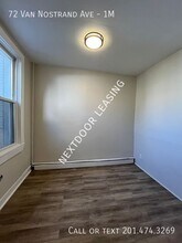 72 Van Nostrand Ave in Jersey City, NJ - Building Photo - Building Photo