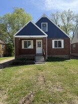 2031 Carpenter Dr in Cincinnati, OH - Building Photo